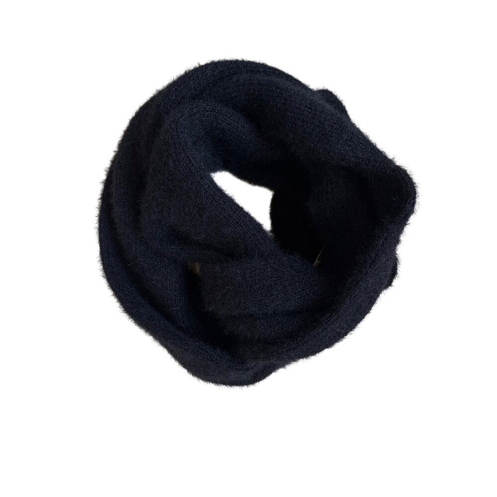 The North Face Women's Plush Scarf (Black)